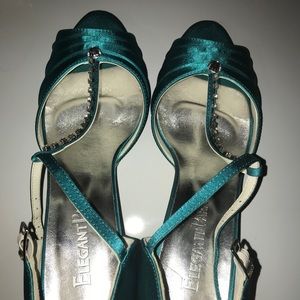 Low heeled dress shoes